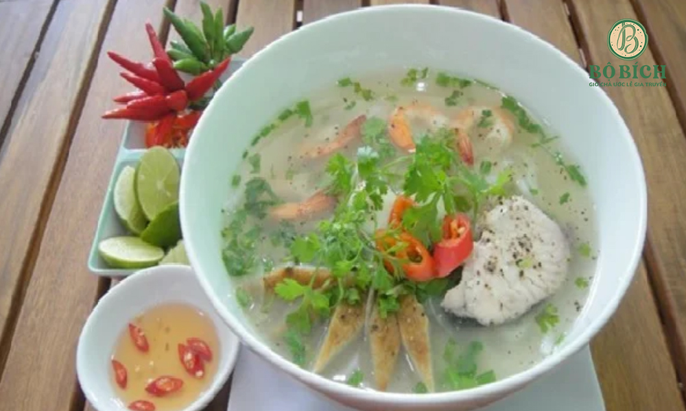 "Hoàn