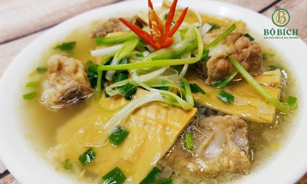 Canh măng khô