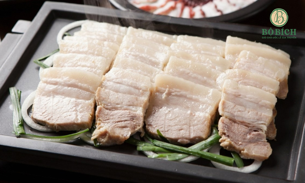 Thịt lợn luộc